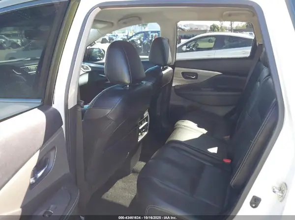 5N1AZ2MG5JN132586 2018 NISSAN MURANO - Image 8