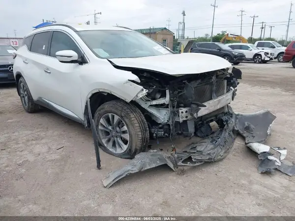 5N1AZ2MG5JN196109 2018 NISSAN MURANO - Image 1