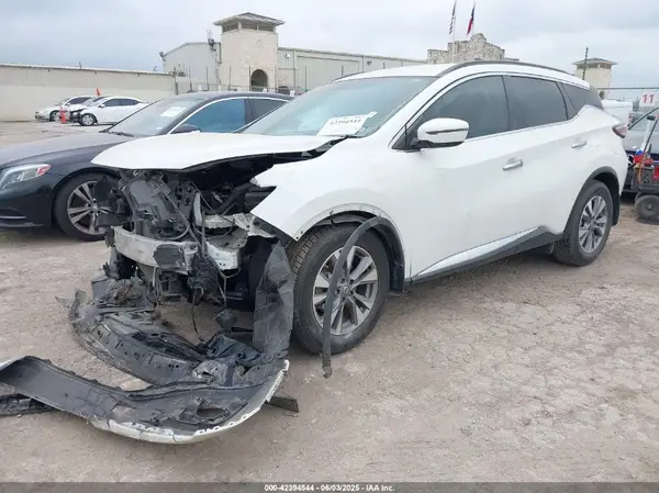 5N1AZ2MG5JN196109 2018 NISSAN MURANO - Image 2