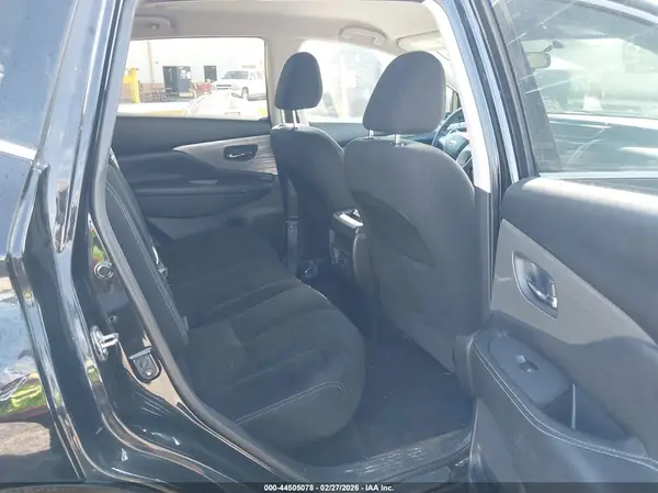 5N1AZ2MG6HN137581 2017 NISSAN MURANO - Image 8