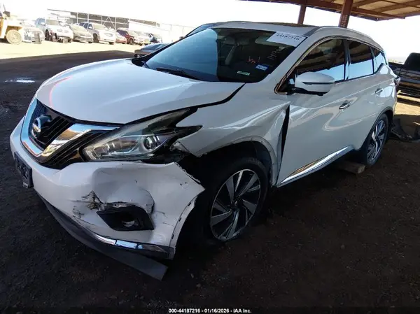 5N1AZ2MG6JN179335 2018 NISSAN MURANO - Image 2