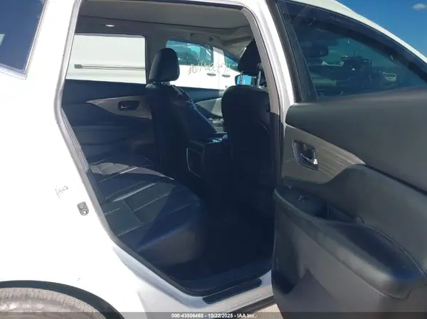 5N1AZ2MG7HN142336 2017 NISSAN MURANO - Image 8