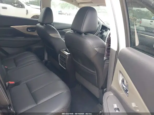 5N1AZ2MG7HN151764 2017 NISSAN MURANO - Image 8
