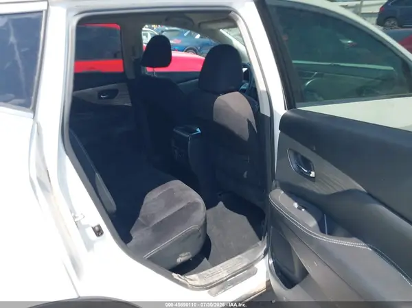 5N1AZ2MG7HN167687 2017 NISSAN MURANO - Image 8