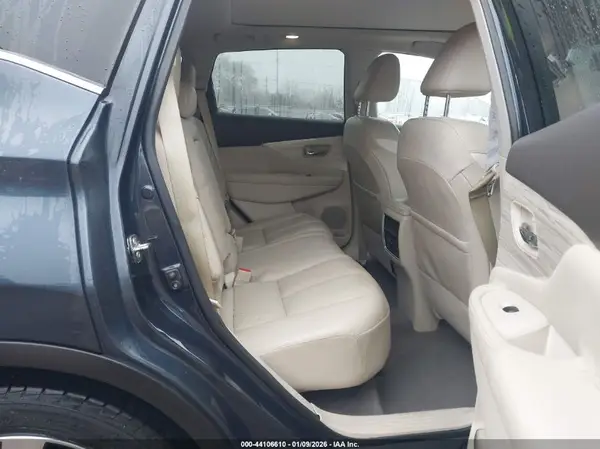 5N1AZ2MG7JN109083 2018 NISSAN MURANO - Image 8
