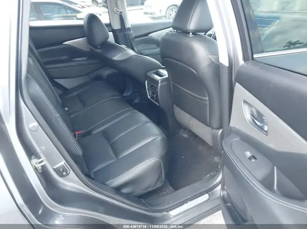 5N1AZ2MG8HN118885 2017 NISSAN MURANO - Image 8