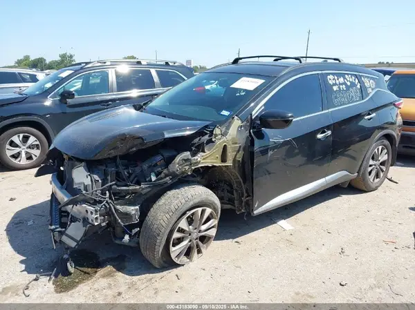 5N1AZ2MG8HN150915 2017 NISSAN MURANO - Image 2