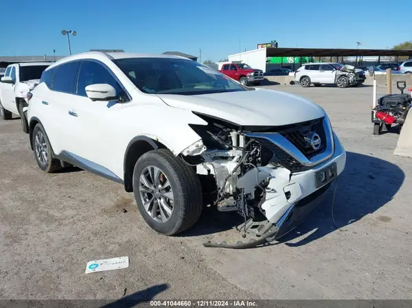 5N1AZ2MG8HN153622 2017 NISSAN MURANO - Image 1