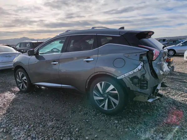5N1AZ2MG8HN177032 2017 NISSAN MURANO - Image 2