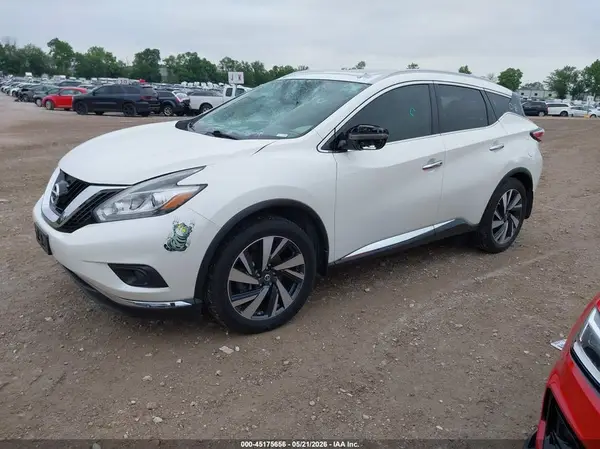 5N1AZ2MG8HN180755 2017 NISSAN MURANO - Image 2