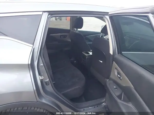 5N1AZ2MG8HN187320 2017 NISSAN MURANO - Image 8