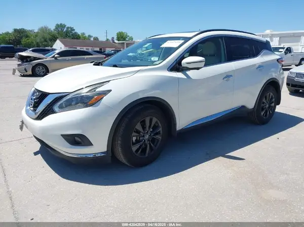 5N1AZ2MG8JN186092 2018 NISSAN MURANO - Image 2