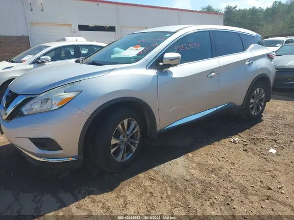 5N1AZ2MG9GN172002 2016 NISSAN MURANO - Image 2