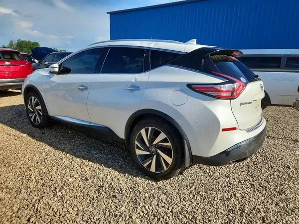 5N1AZ2MG9HN133234 2017 NISSAN MURANO - Image 2