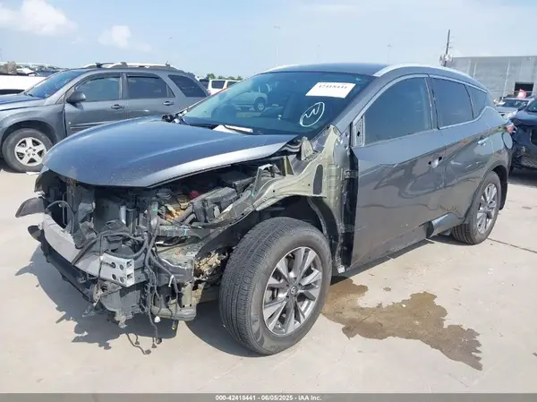 5N1AZ2MG9HN133766 2017 NISSAN MURANO - Image 2