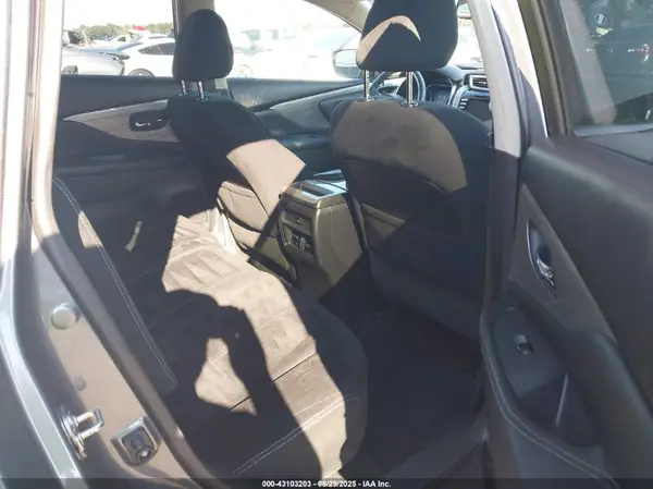5N1AZ2MG9HN182241 2017 NISSAN MURANO - Image 8