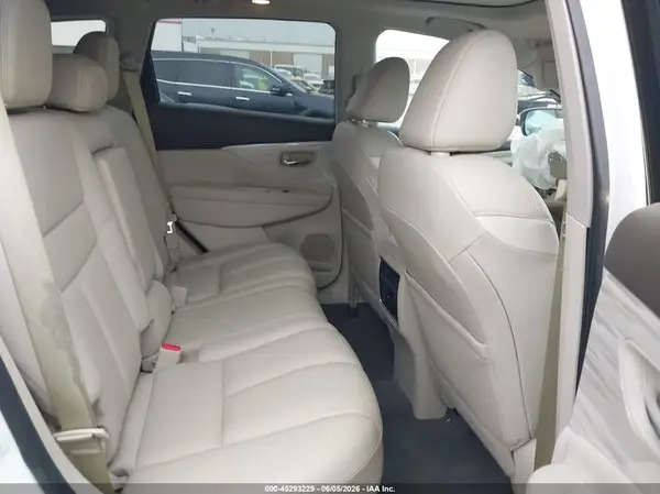 5N1AZ2MG9JN185615 2018 NISSAN MURANO - Image 8