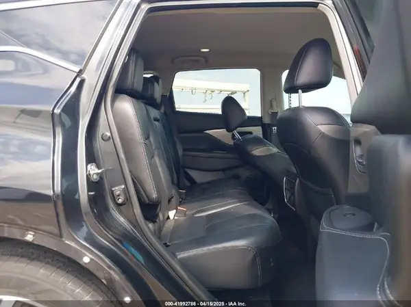 5N1AZ2MGXHN107726 2017 NISSAN MURANO - Image 8