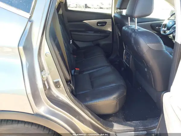 5N1AZ2MGXHN125644 2017 NISSAN MURANO - Image 8