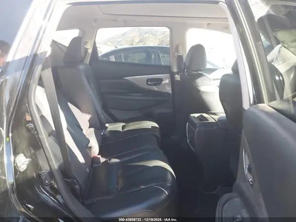 5N1AZ2MGXHN157395 2017 NISSAN MURANO - Image 8