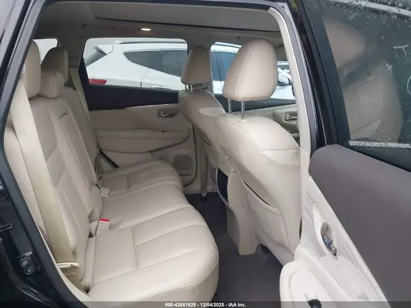 5N1AZ2MGXHN164606 2017 NISSAN MURANO - Image 8