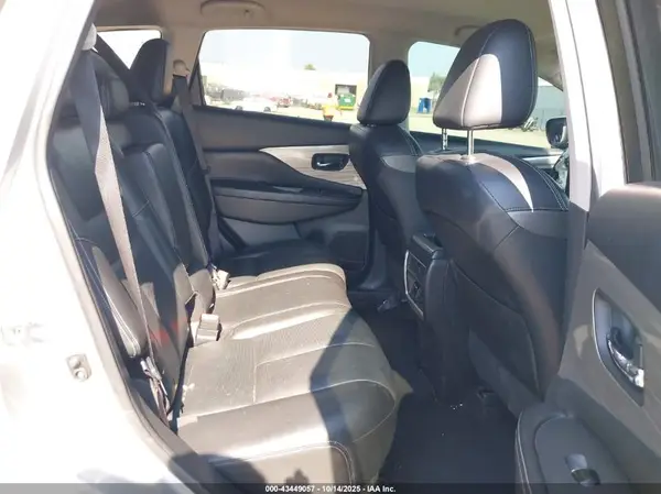 5N1AZ2MGXHN168686 2017 NISSAN MURANO - Image 8