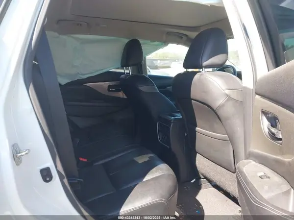 5N1AZ2MGXHN180806 2017 NISSAN MURANO - Image 8