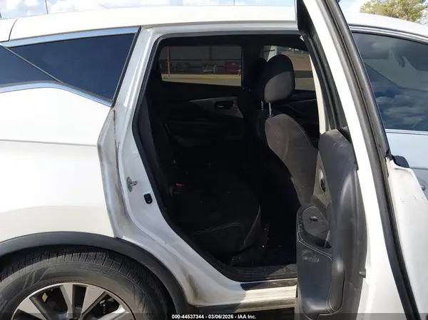5N1AZ2MGXHN186315 2017 NISSAN MURANO - Image 8