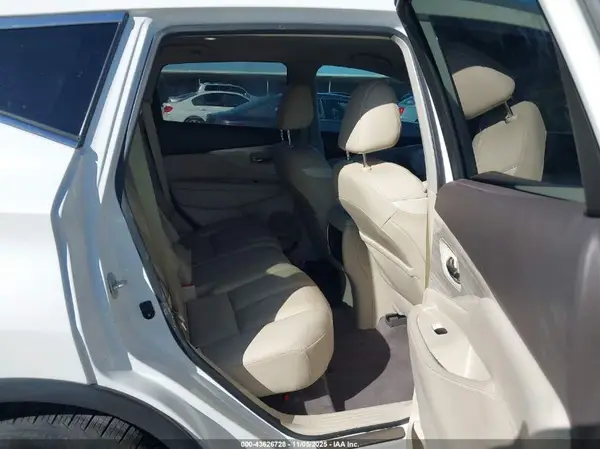 5N1AZ2MGXJN124662 2018 NISSAN MURANO - Image 8