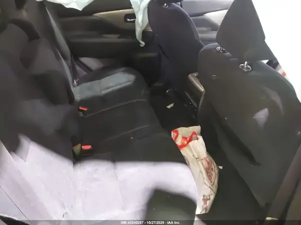 5N1AZ2MGXJN132017 2018 NISSAN MURANO - Image 8