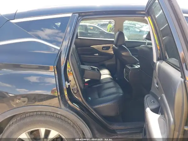 5N1AZ2MGXJN157919 2018 NISSAN MURANO - Image 8