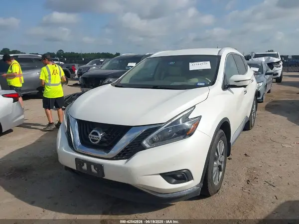 5N1AZ2MGXJN163705 2018 NISSAN MURANO - Image 2