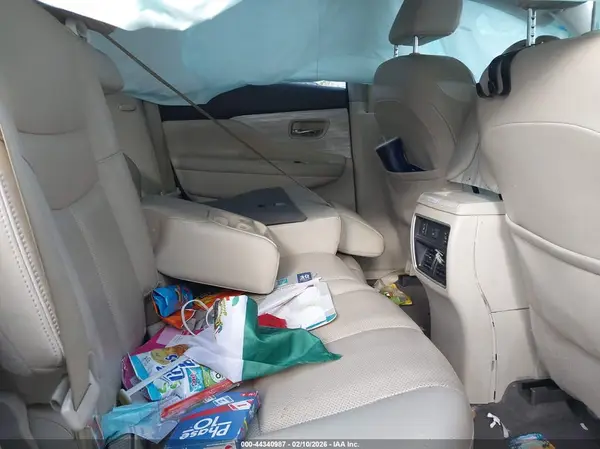 5N1AZ2MGXJN185588 2018 NISSAN MURANO - Image 8