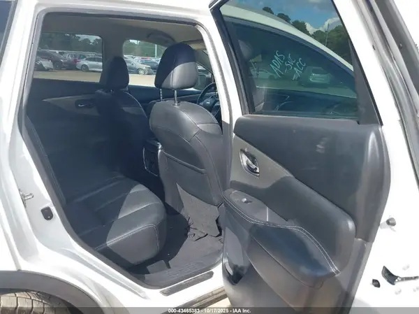 5N1AZ2MGXJN190886 2018 NISSAN MURANO - Image 8