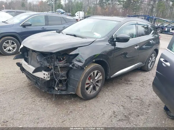 5N1AZ2MH0HN104262 2017 NISSAN MURANO - Image 2