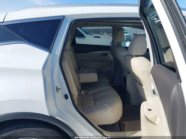 5N1AZ2MH0HN108392 2017 NISSAN MURANO - Image 8