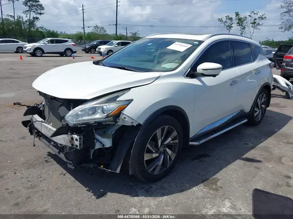 5N1AZ2MH1HN130644 2017 NISSAN MURANO - Image 2