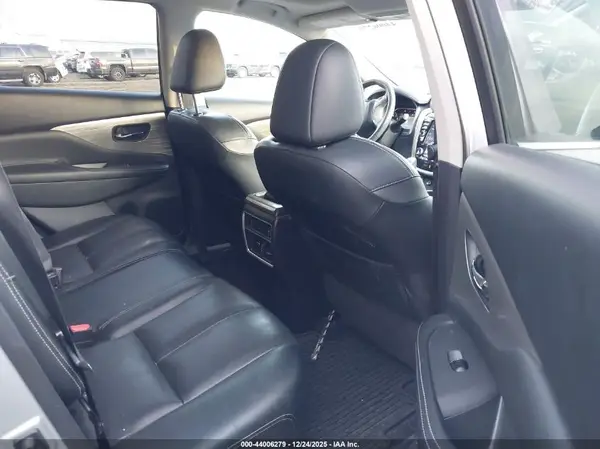 5N1AZ2MH1HN202636 2017 NISSAN MURANO - Image 8