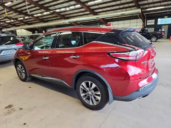 5N1AZ2MH2HN115697 2017 NISSAN MURANO - Image 2