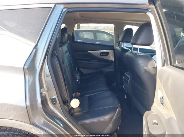 5N1AZ2MH2HN137876 2017 NISSAN MURANO - Image 8