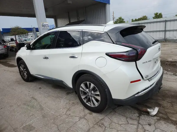 5N1AZ2MH2HN174846 2017 NISSAN MURANO - Image 2