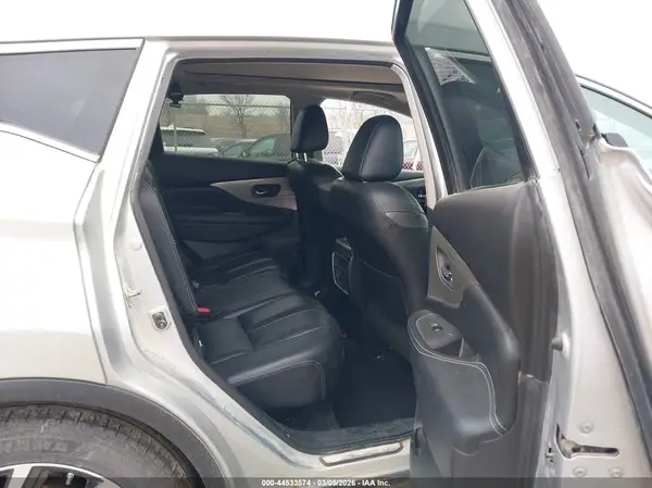 5N1AZ2MH3GN119904 2016 NISSAN MURANO - Image 8