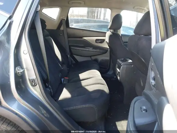 5N1AZ2MH3GN140073 2016 NISSAN MURANO - Image 8