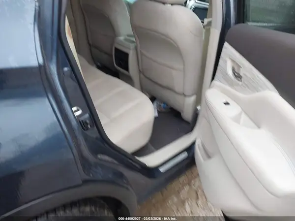 5N1AZ2MH3GN152000 2016 NISSAN MURANO - Image 8
