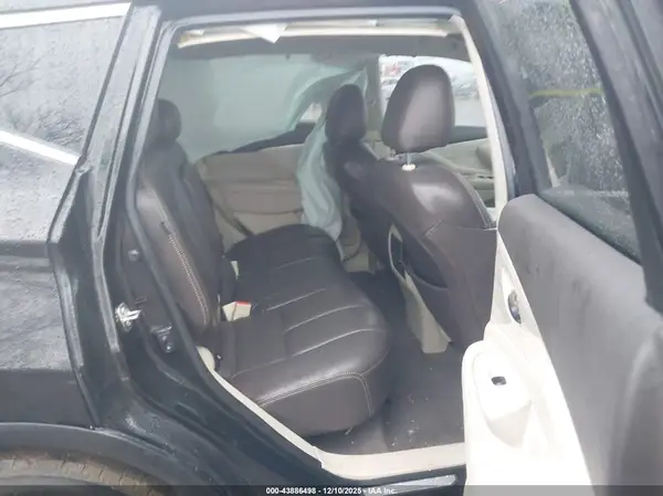 5N1AZ2MH3HN107723 2017 NISSAN MURANO - Image 8