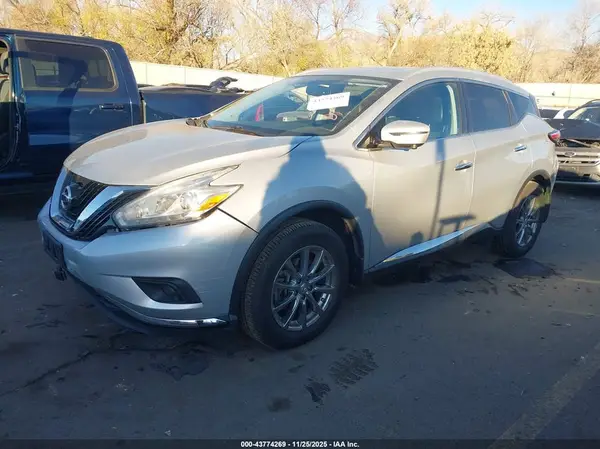5N1AZ2MH3HN111836 2017 NISSAN MURANO - Image 2