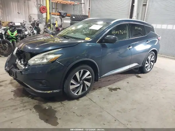 5N1AZ2MH3HN145758 2017 NISSAN MURANO - Image 2