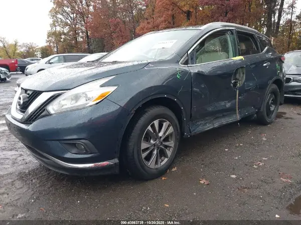 5N1AZ2MH3HN185161 2017 NISSAN MURANO - Image 2