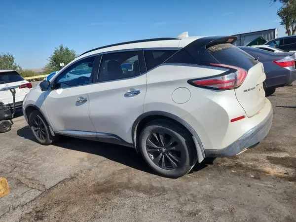 5N1AZ2MH3HN187475 2017 NISSAN MURANO - Image 2