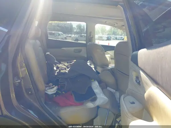 5N1AZ2MH3HN201066 2017 NISSAN MURANO - Image 8